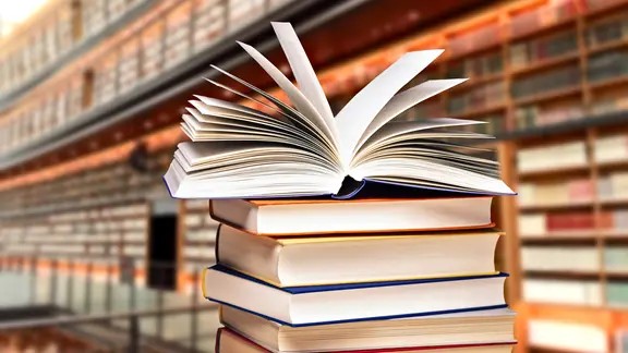 NDR (2021): NDR Sachbuchpreis 2021: Das sind die Bücher auf der Longlist. NDR Kultur